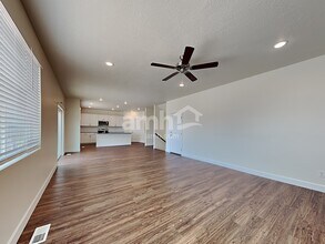 1187 N Golden Spoke Dr in Spanish Fork, UT - Foto de edificio - Building Photo