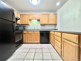 2280 S Oswego Way in Aurora, CO - Building Photo