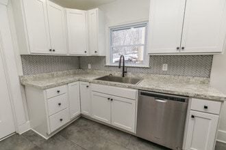 347 High St in Kent, OH - Building Photo - Building Photo