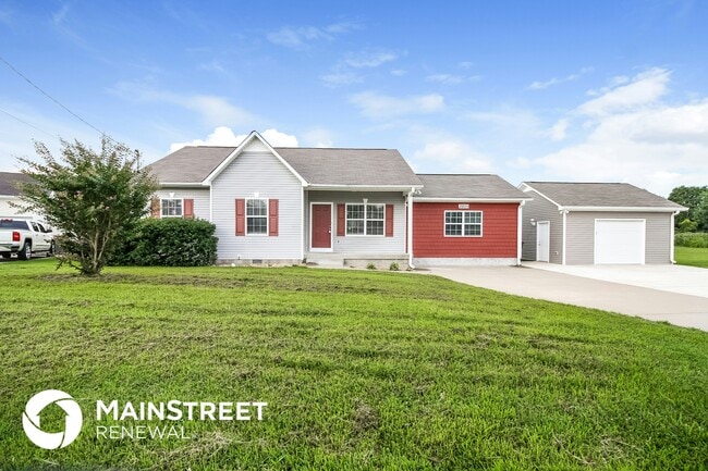 property at 2805 Belle Meade Pl