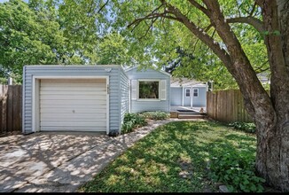 1923 39th St in Des Moines, IA - Foto de edificio - Building Photo