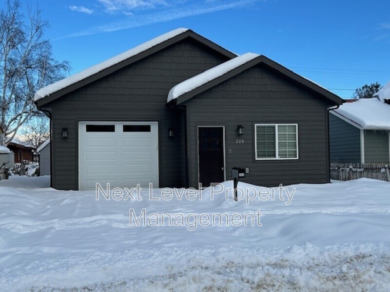 329 3rd Ave W in Kalispell, MT - Building Photo