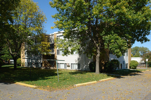 4110-4120 Nevada Ave N in Minneapolis, MN - Building Photo