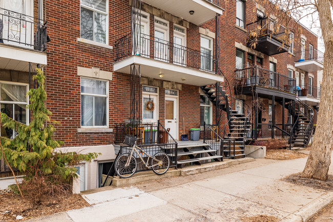 6236-6240 Chabot St in Montréal, QC - Building Photo - Building Photo