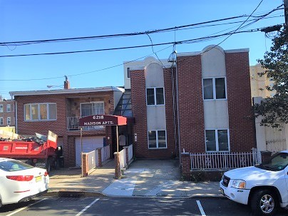 6218 Madison St in West New York, NJ - Building Photo