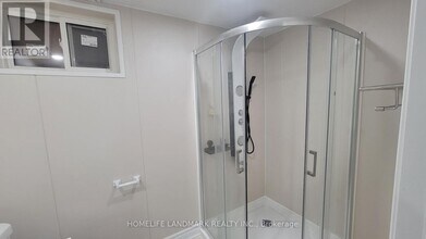 1336 Pharmacy Ave in Toronto, ON - Building Photo - Building Photo