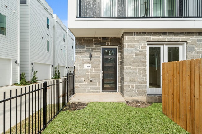 1309 Rosewood St in Houston, TX - Building Photo - Building Photo