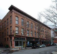 Keenan Building in Troy, NY - Foto de edificio - Building Photo