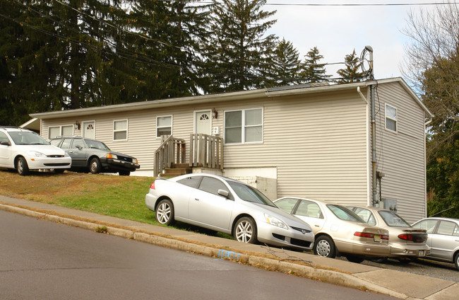 75 W 1st St in Bloomsburg, PA - Building Photo - Building Photo