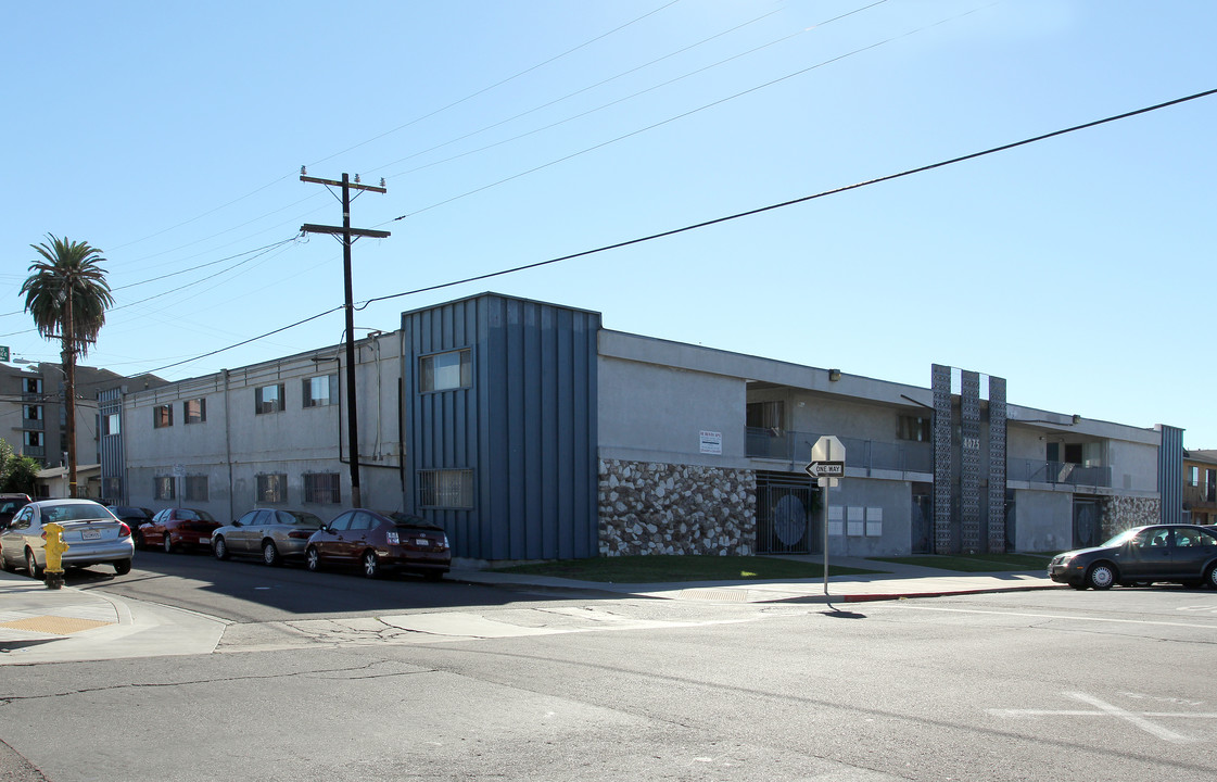 4075 Van Dyke Ave in San Diego, CA - Building Photo