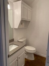 2009 S 10th St in Waco, TX - Building Photo - Building Photo