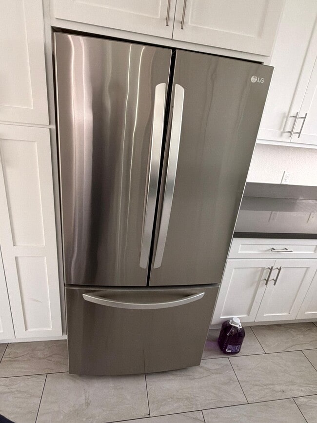 446 W 126th St in Los Angeles, CA - Foto de edificio - Building Photo