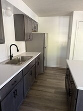 30 East Ave in Holley, NY - Building Photo - Building Photo