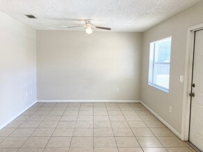 976 Dr Martin Luther King Jr Ave in Crystal River, FL - Building Photo - Building Photo