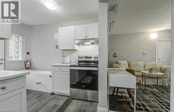 83 Gibson Ave in Hamilton, ON - Building Photo - Building Photo