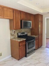 5408 Francisca Way in Agoura Hills, CA - Building Photo - Building Photo