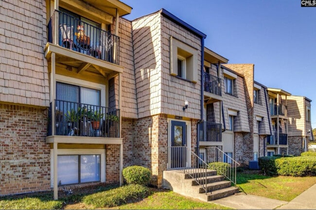 property at 1302 Old Manor Rd