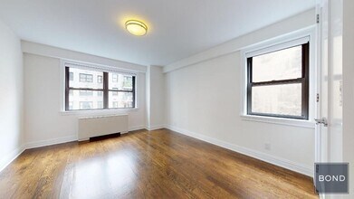 400 E 89th St in New York, NY - Building Photo - Building Photo