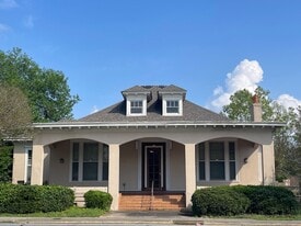 420 College St in Macon, GA - Building Photo