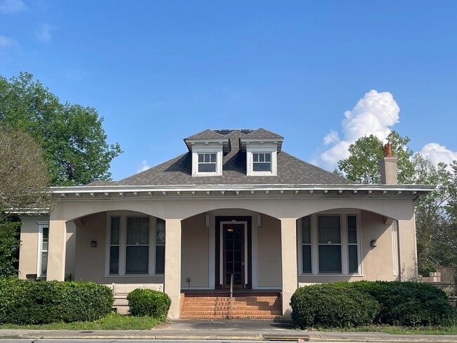 property at 420 College St