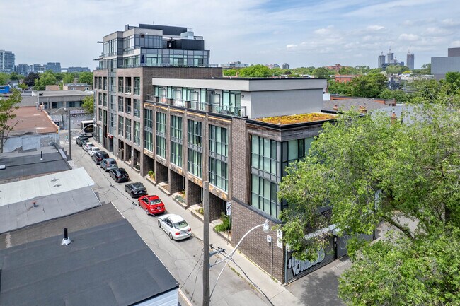 Motif Lofts in Toronto, ON - Building Photo - Building Photo