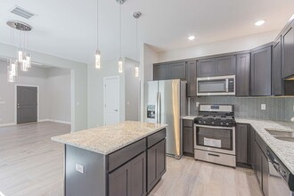 15153 Method in El Paso, TX - Building Photo - Building Photo