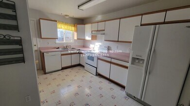 485 Rambling Acres Rd in Clifton, CO - Building Photo - Building Photo