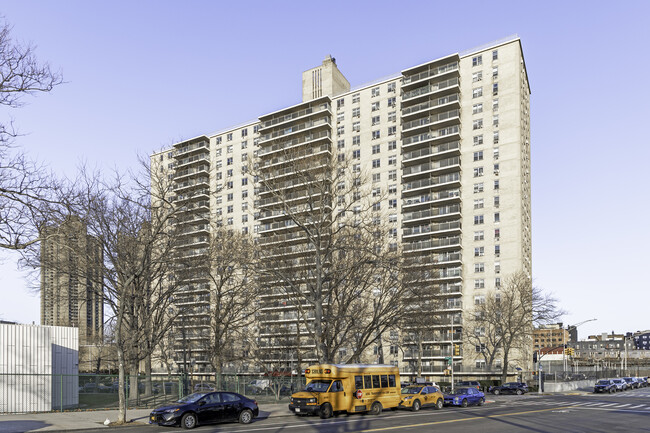 Scott Towers in Bronx, NY - Building Photo - Primary Photo