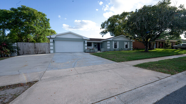 property at 37 Carriage Hill Cir