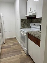 7421 SW 152nd Ave, Unit 9203 in Miami, FL - Building Photo