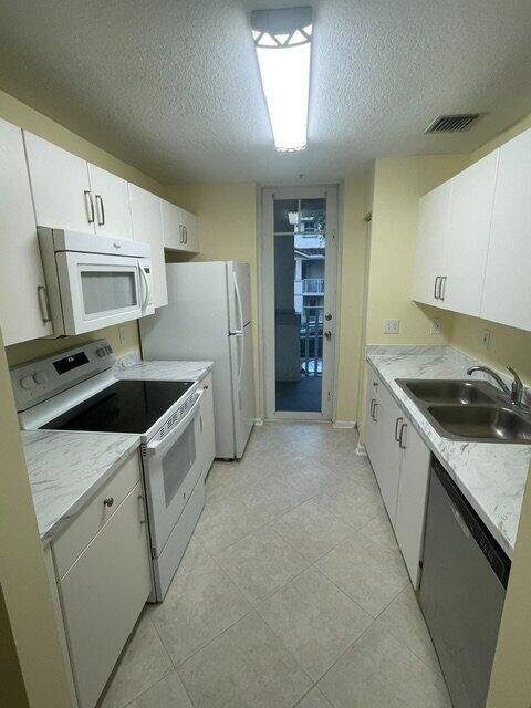 property at 1136 Town Center Dr