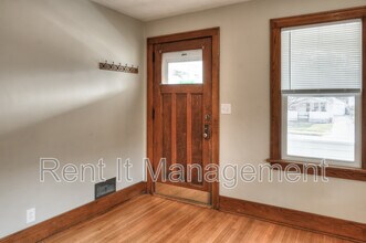 1220 S 55th St in Omaha, NE - Building Photo - Building Photo
