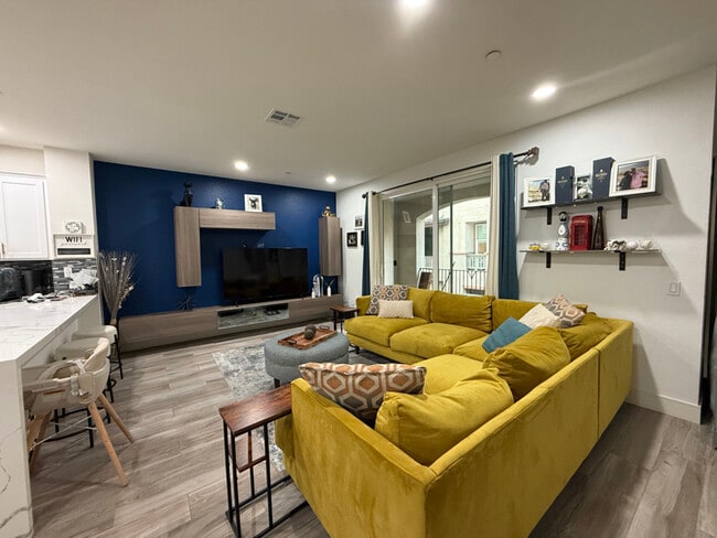 property at 1592 Santa Sabine
