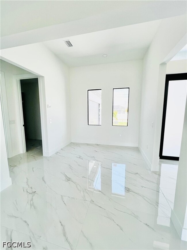 1422 NE 20th St in Cape Coral, FL - Building Photo - Building Photo