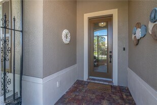 9332 Fieldstone Ln in Naples, FL - Building Photo