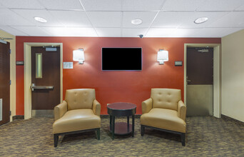 Furnished Studio-Baltimore - BWI Airport - in Linthicum Heights, MD - Building Photo - Building Photo