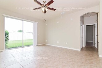 5643 Aral Dr in Lakeland, FL - Building Photo - Building Photo
