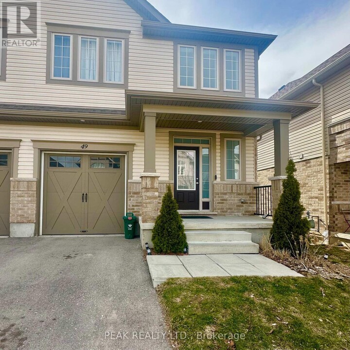 49 Gleason Cres in Kitchener, ON - Building Photo