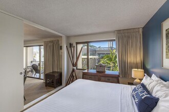 2140 Kuhio Ave. in Honolulu, HI - Building Photo - Building Photo