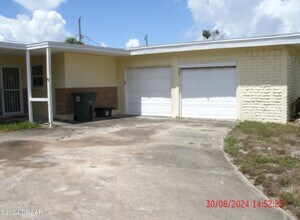 2537 Coral Way W in Daytona Beach, FL - Building Photo - Building Photo