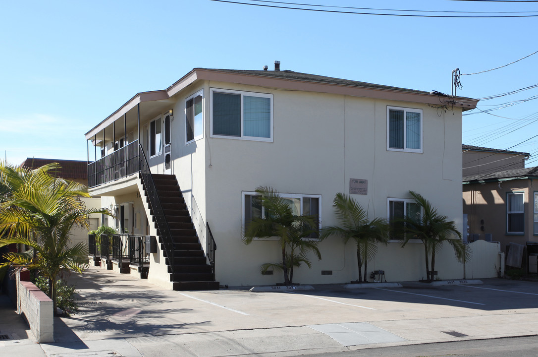 3039 Hugo St in San Diego, CA - Foto de edificio