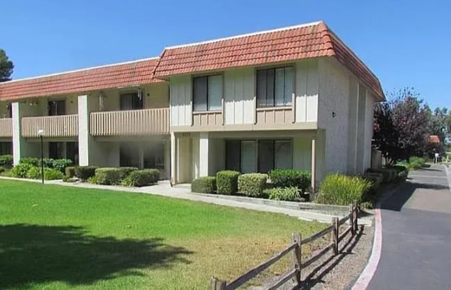 property at 2715 Via Cardel