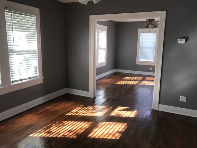 property at 226 E 25th St