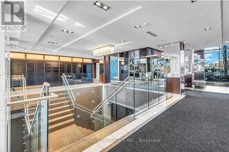 225 Sherway Gardens Rd in Toronto, ON - Building Photo - Building Photo