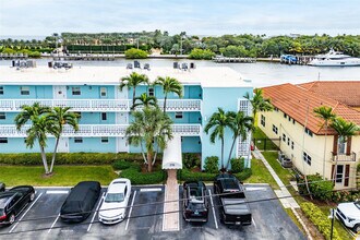 2758 NE 30th Ave in Lighthouse Point, FL - Building Photo - Building Photo