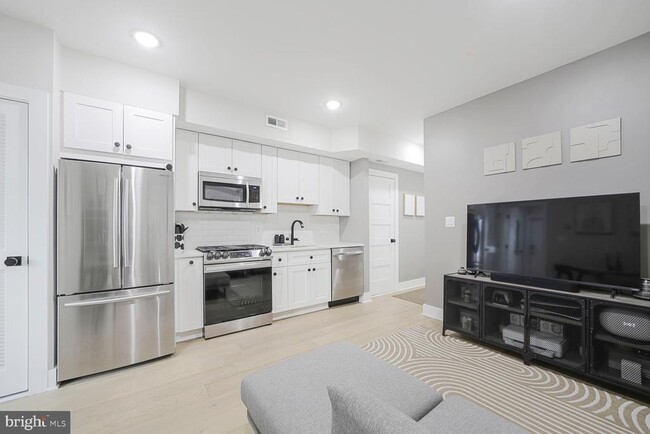 property at 1144 Owen Pl NE