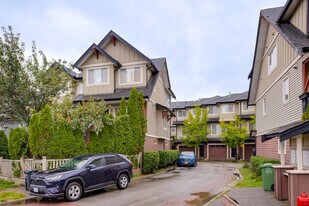 22591 Westminster Hwy in Richmond, BC - Building Photo