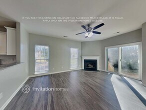 9608 Veronica Dr in Charlotte, NC - Foto de edificio - Building Photo