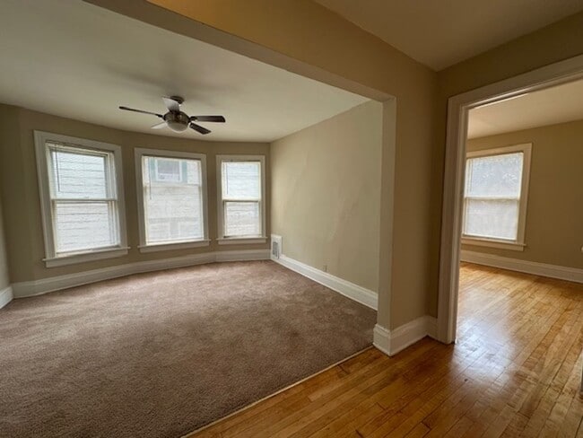 property at 2724 N Murray Ave