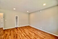 3125 Foothill Blvd, Unit 35 photo'